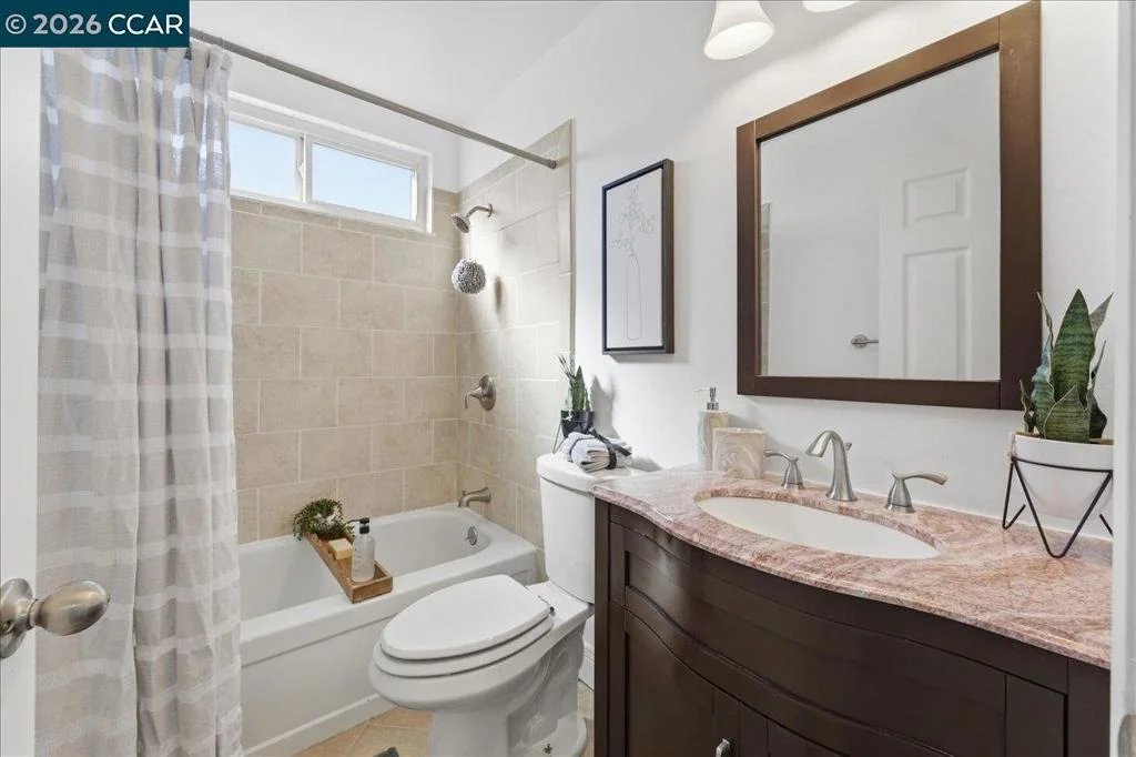 Photo of 2648 Shamrock Dr
