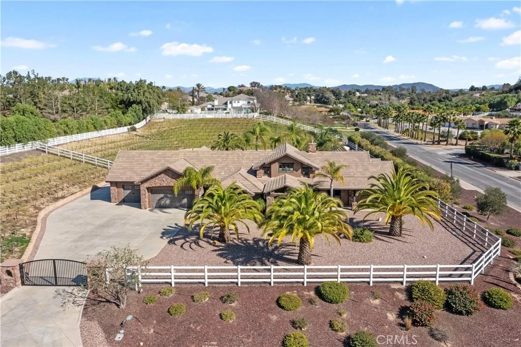 Photo of 41570 Avenida Bordeaux