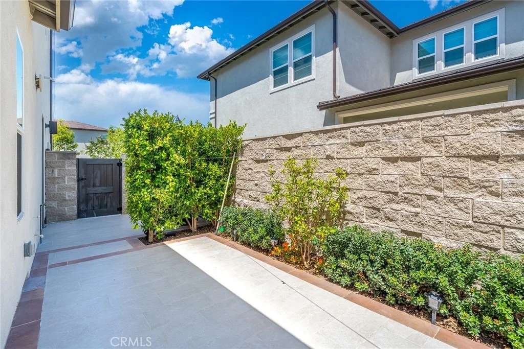 Photo of 220 Amber Oak