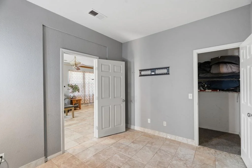 Photo of 978 Cornflower Drive