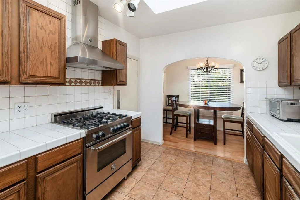 Photo of 2658 Highland Drive