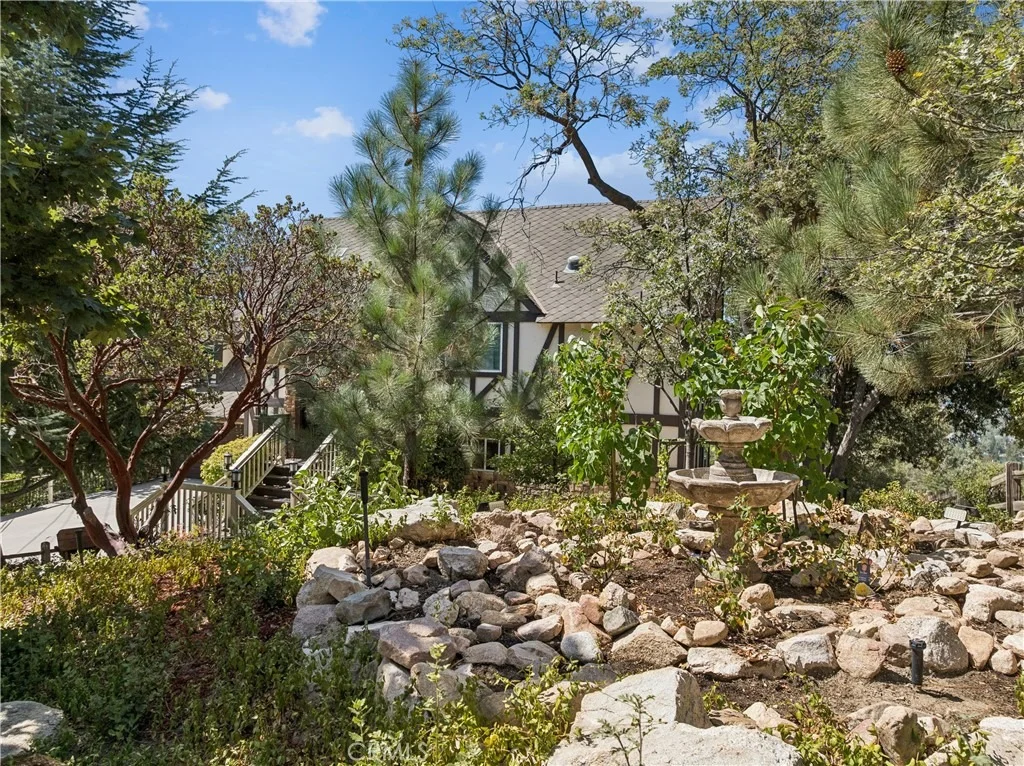 Photo of 1298 Yellowstone Drive