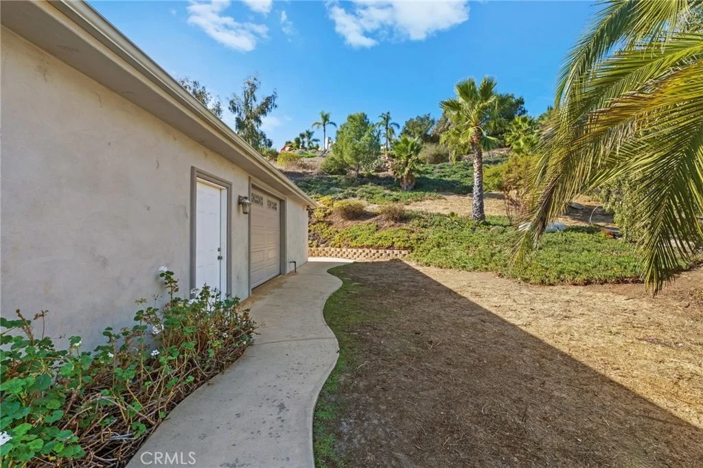 Photo of 2240 Aqua Hill Road