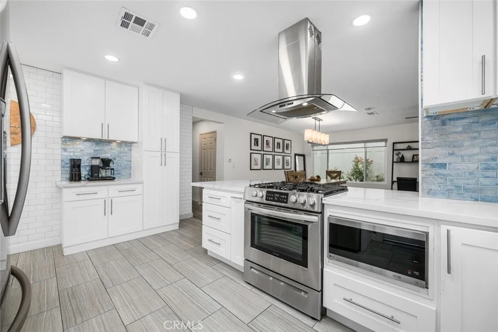 Photo of 2920 Birch Place