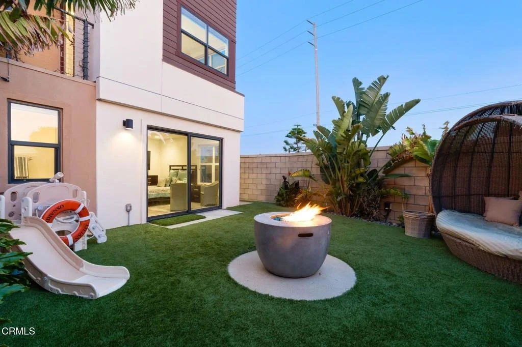 Photo of 1068 Canal Street