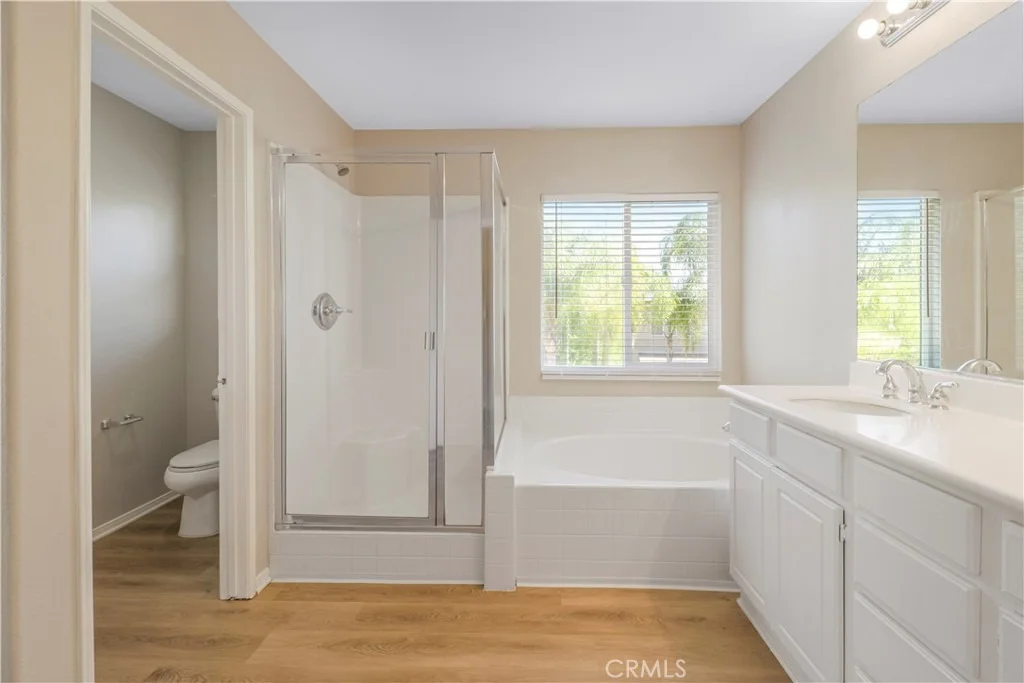 Photo of 33558 Iris Lane