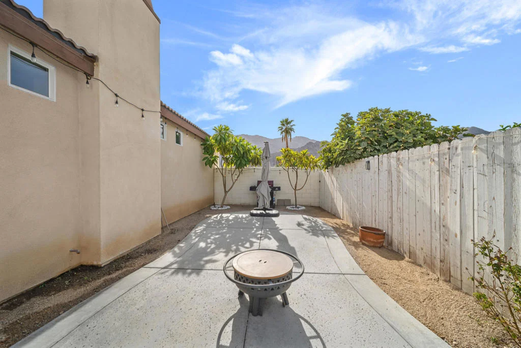 Photo of 52520 Avenida Herrera