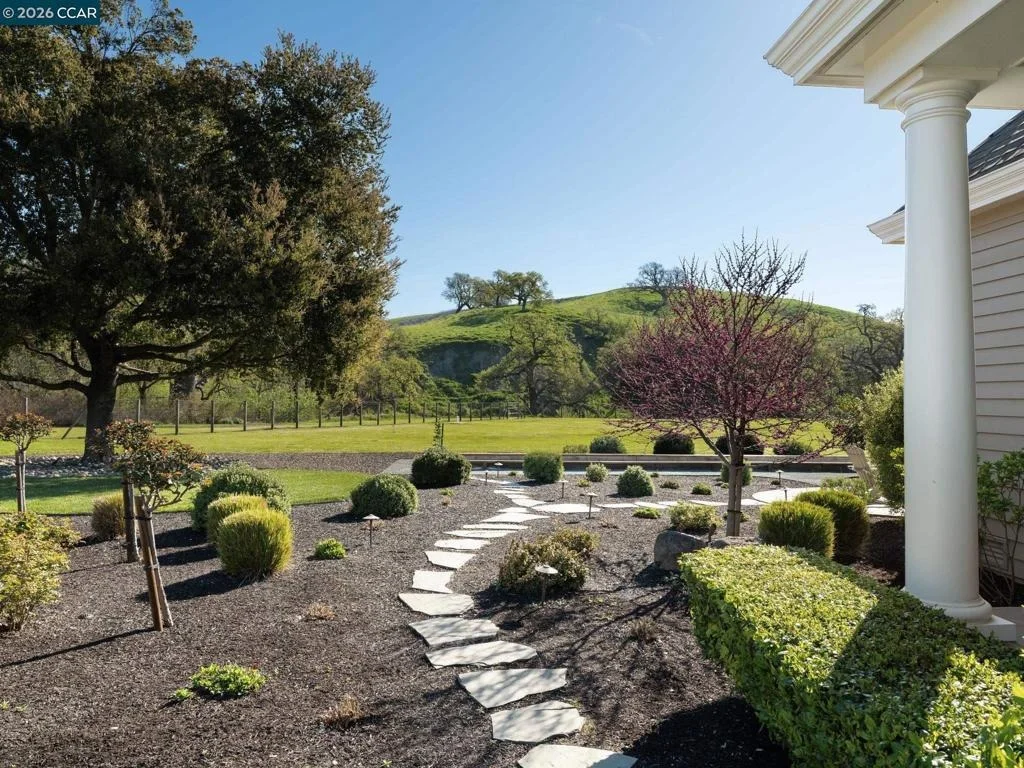 Photo of 5401 Penny Ln