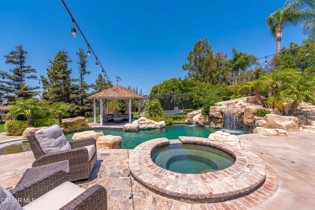 Photo of 453 Highland Road