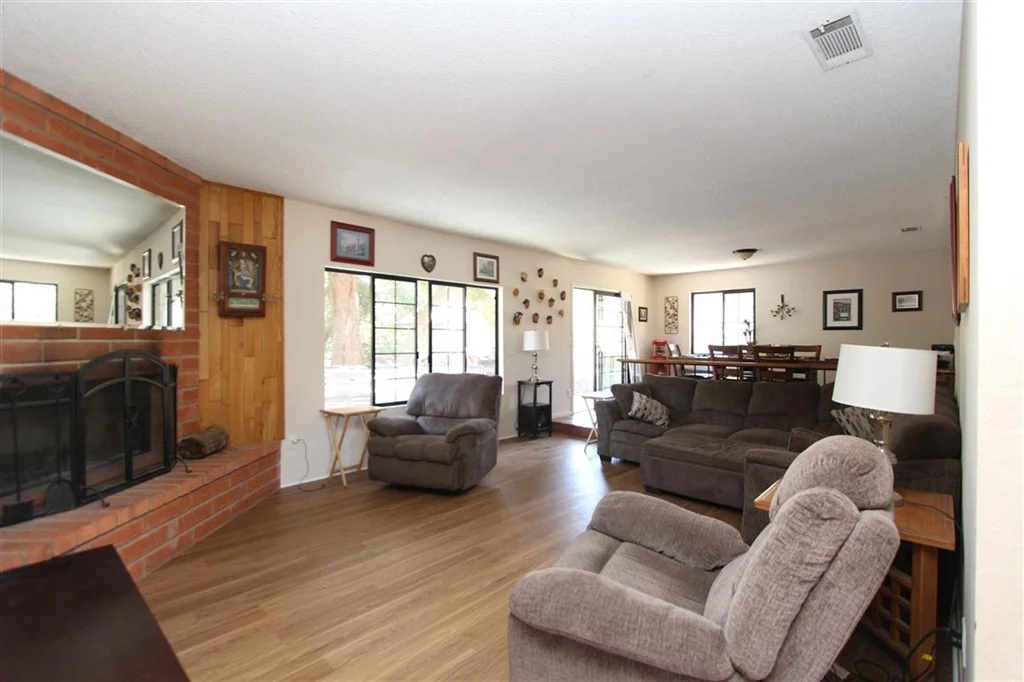Photo of 25281 Hereford Dr
