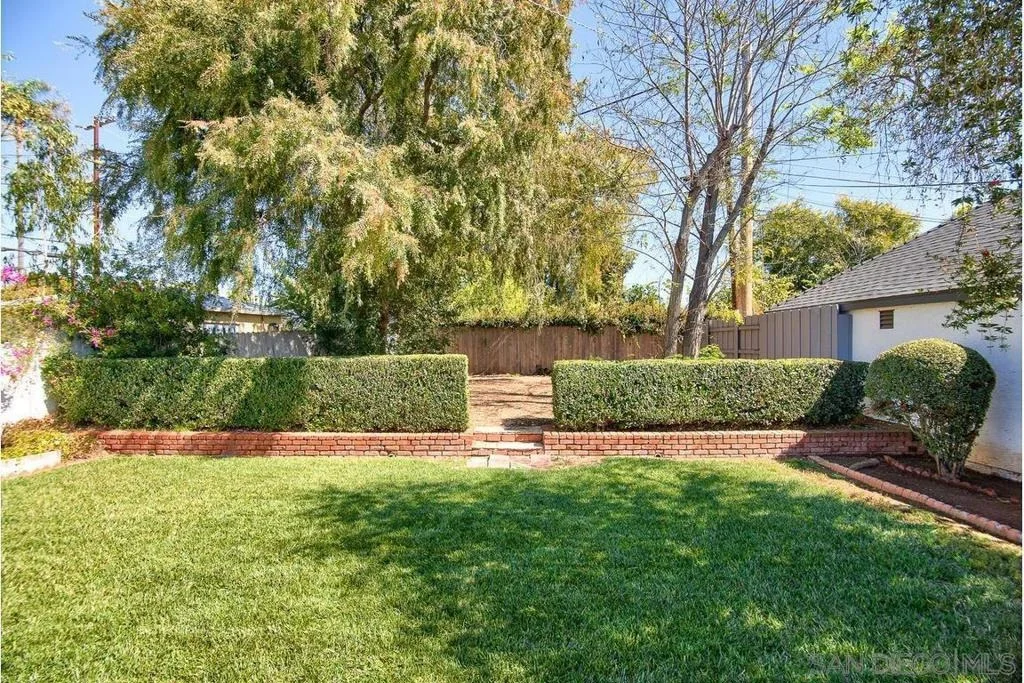 Photo of 4669 Valencia Dr