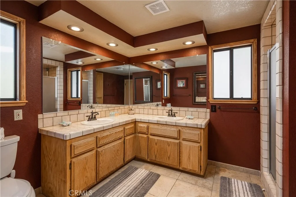 Photo of 43939 Yosemite Drive