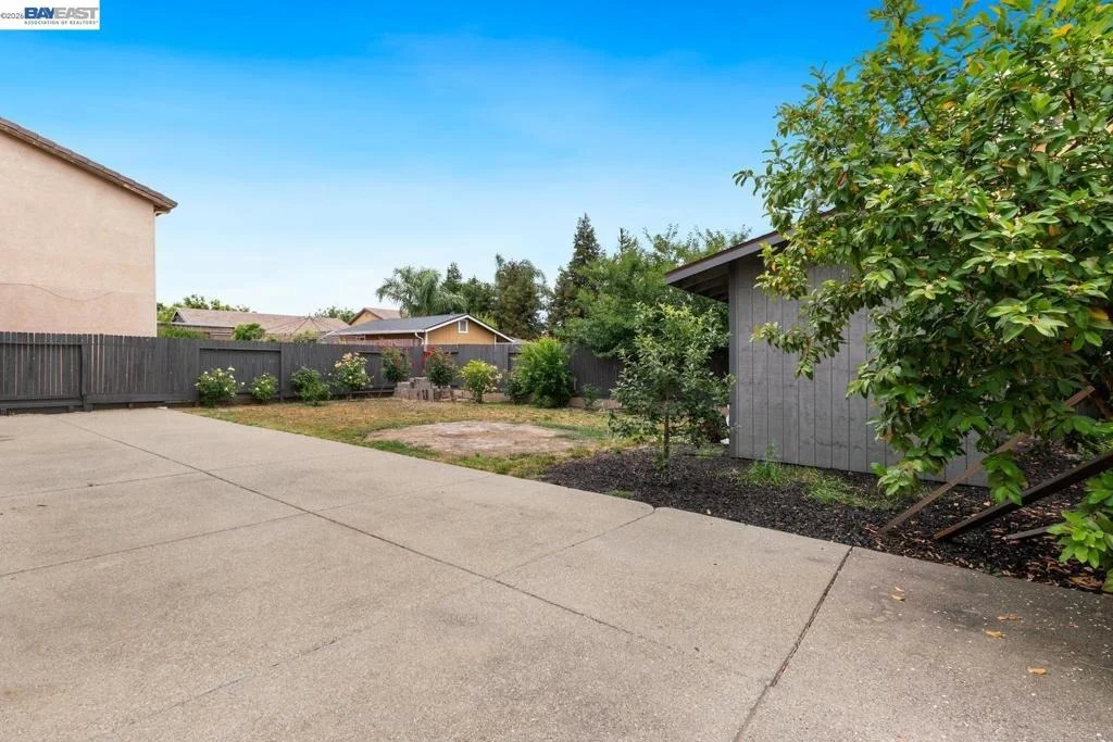 Photo of 632 Skimmer Dr