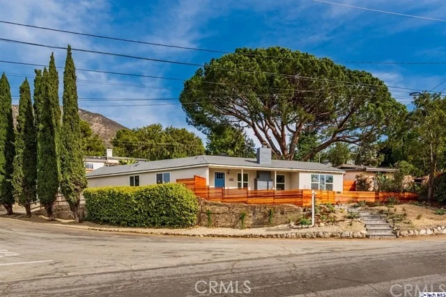 Photo of 3065 Orange Avenue