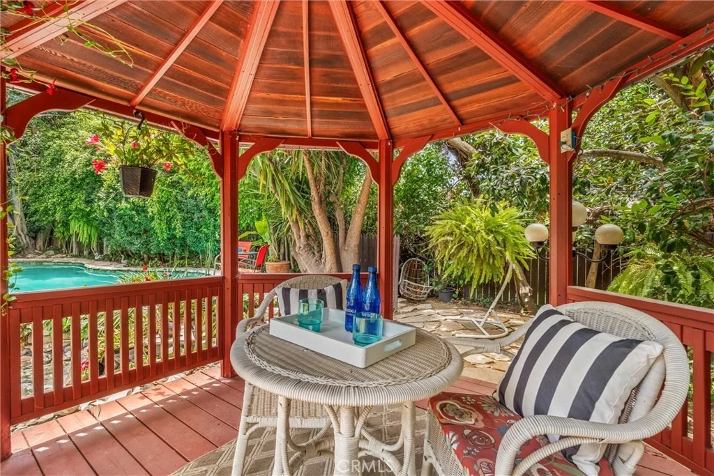 Photo of 1455 La Perla