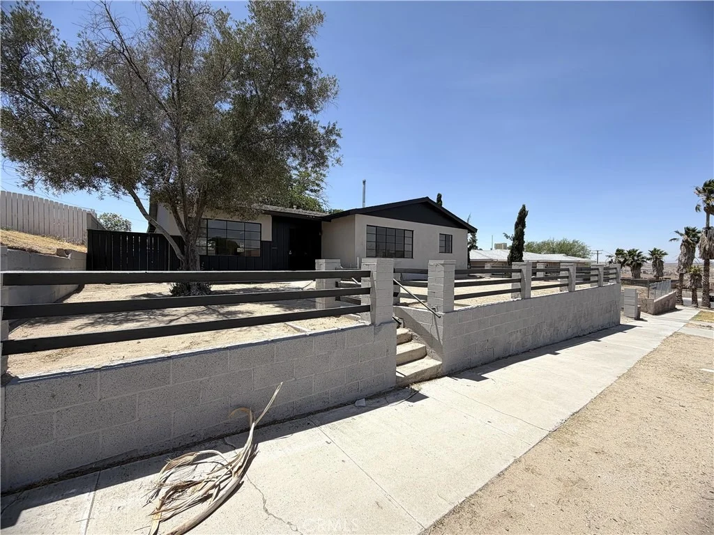 Photo of 320 Frances