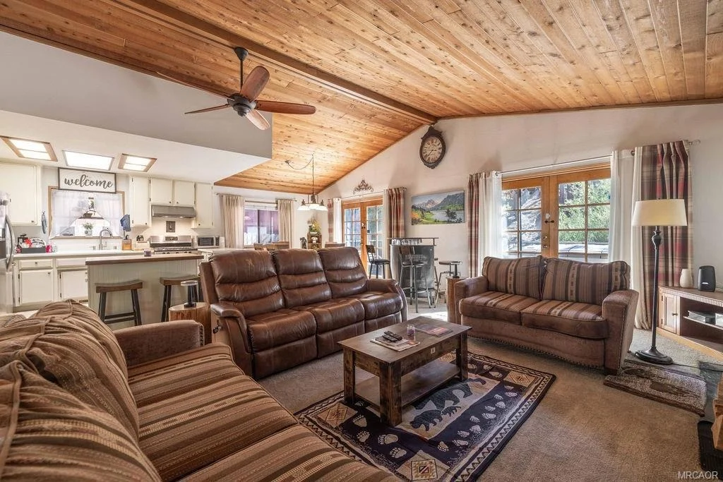 Photo of 525 Bernhardt Lane