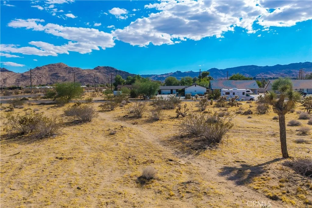 Photo of 62100 Verbena Road