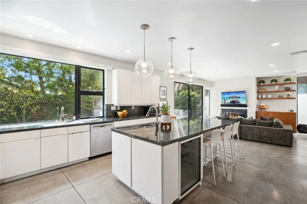 Photo of 2831 Ridge Drive