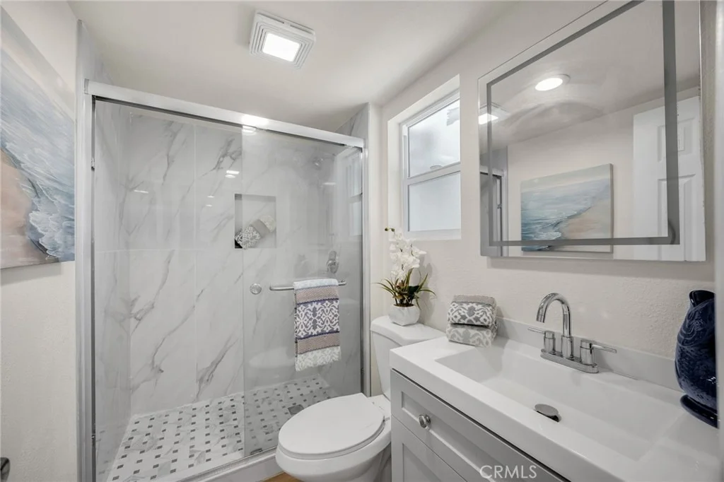 Photo of 1012 Maertin Lane