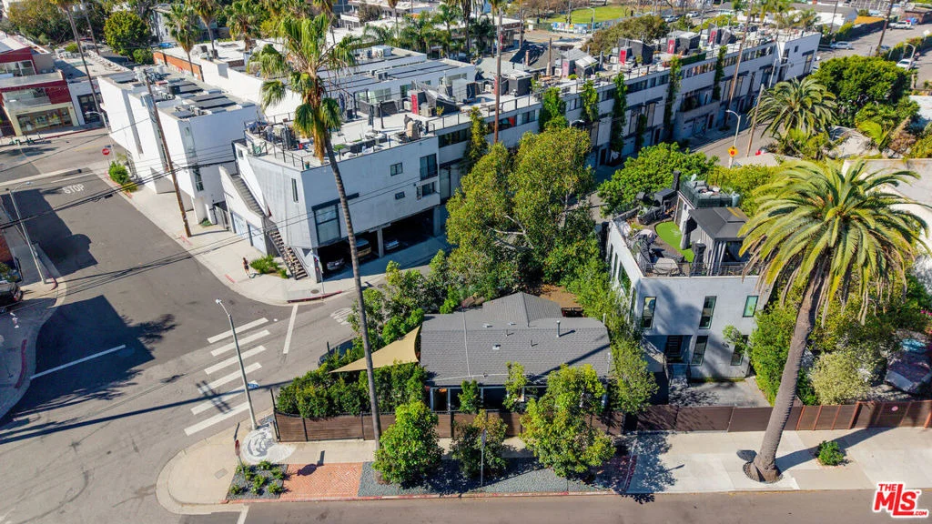 Photo of 1130 Electric Avenue