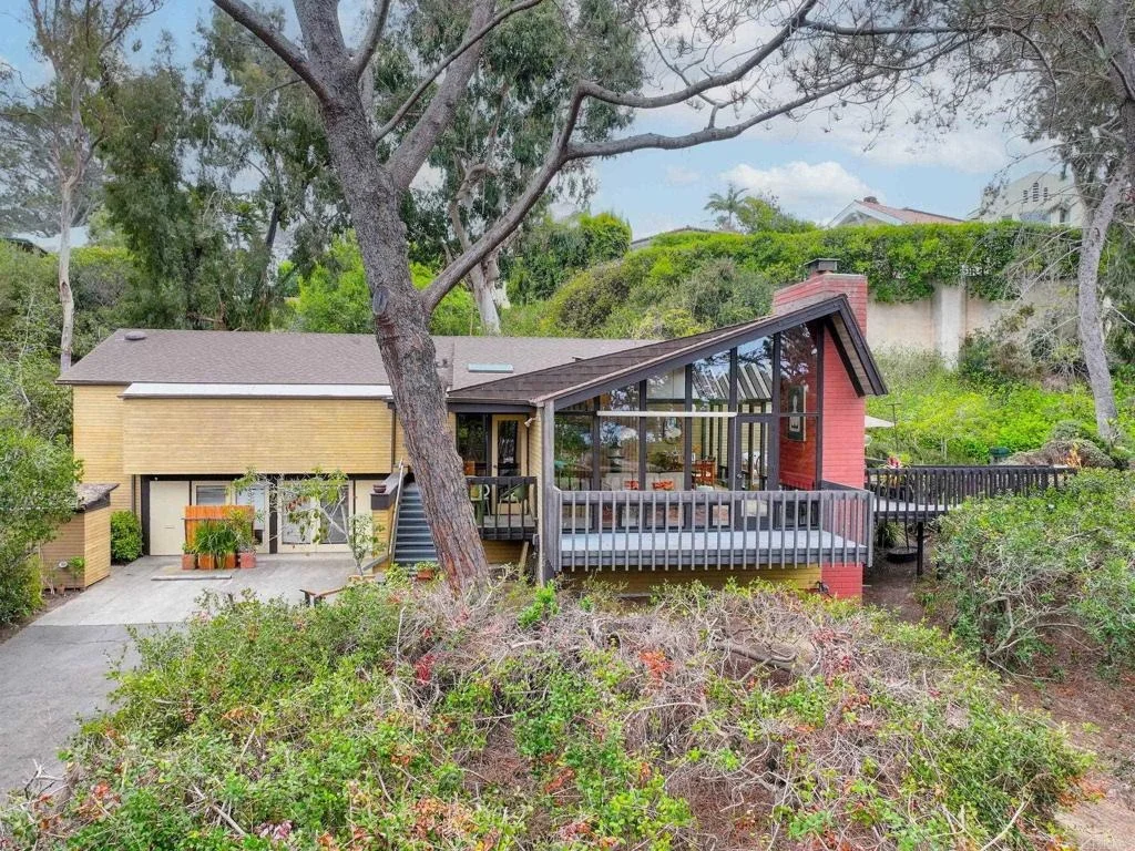 Photo of 343 Serpentine Drive