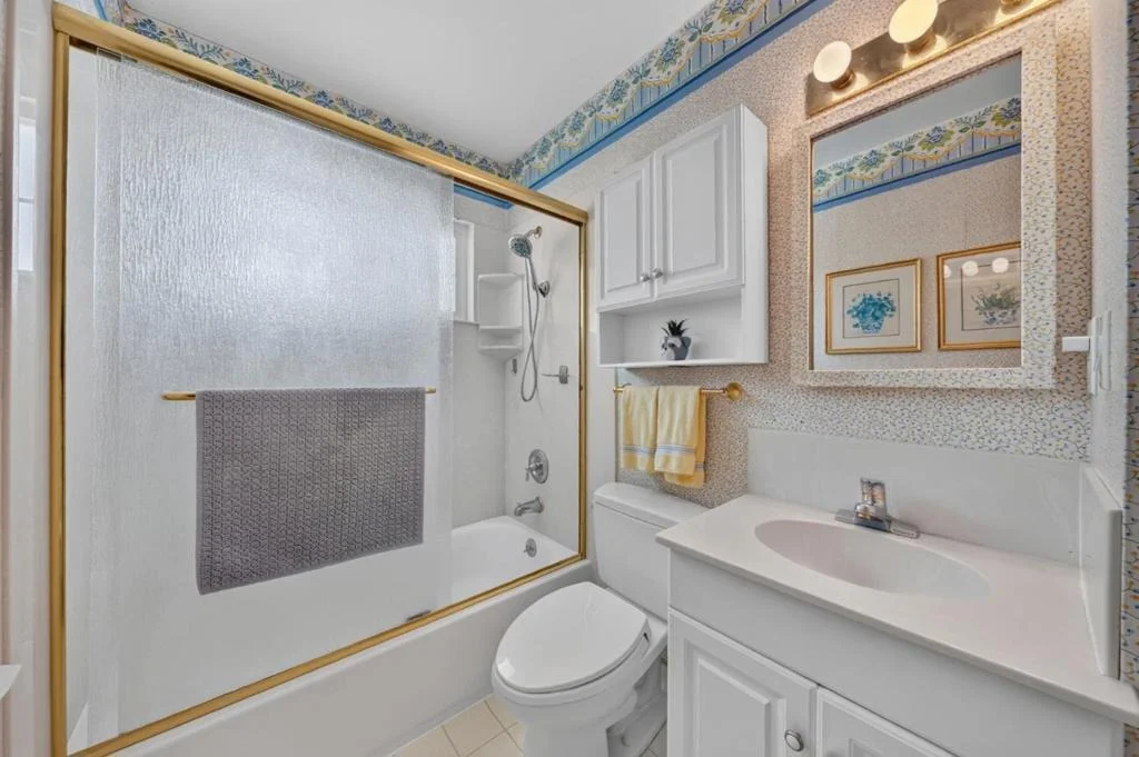 Photo of 1668 Cassiar Drive