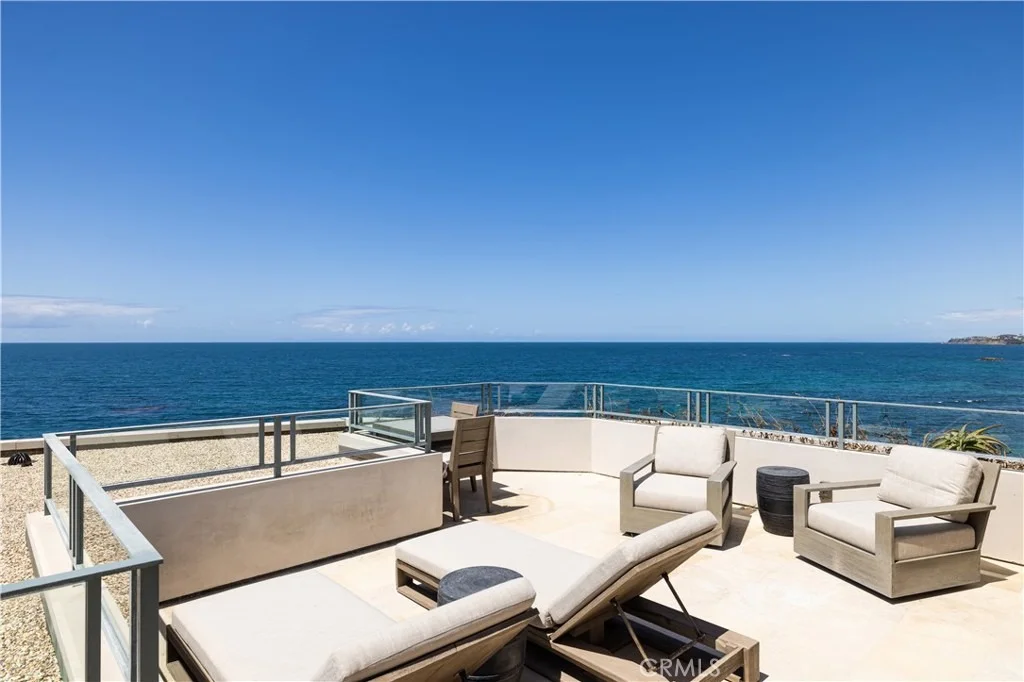 Photo of 1901 Ocean Way