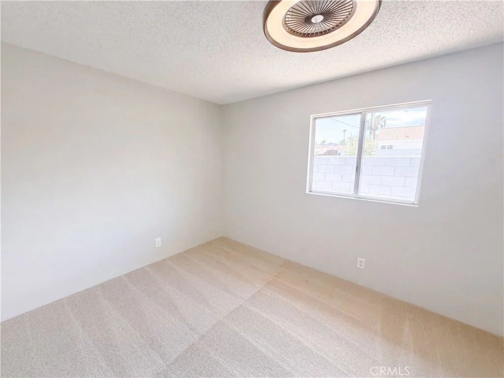 Photo of 52990 Avenida Diaz