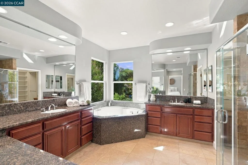 Photo of 4035 Lilac Ridge Rd