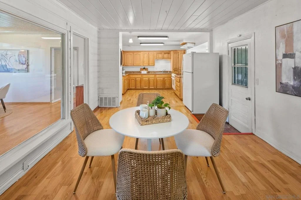 Photo of 2463 Hardy