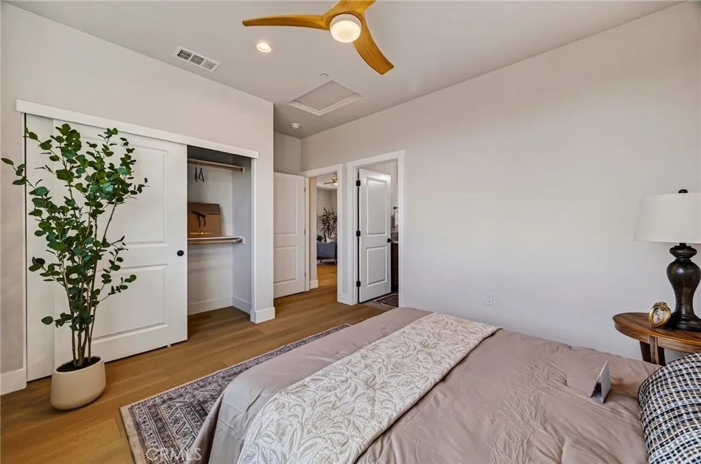 Photo of 938 Bille Road