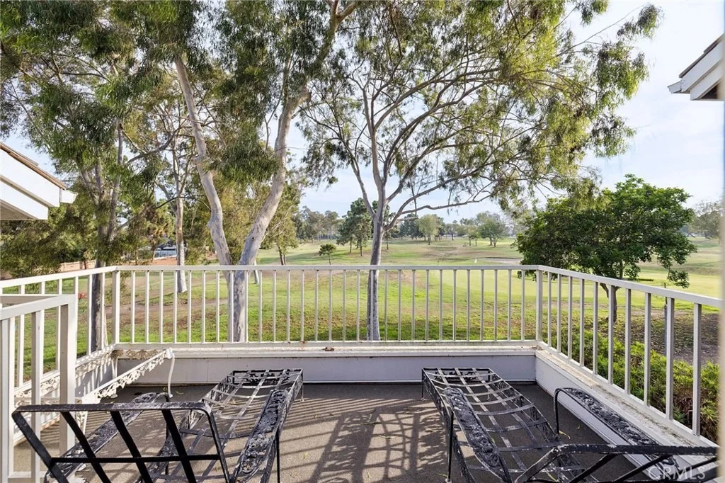Photo of 6068 Avenida De Castillo