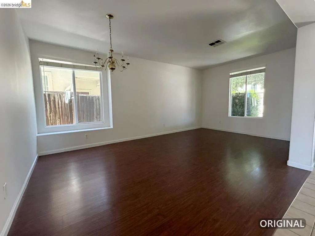 Photo of 448 Burlington Drive
