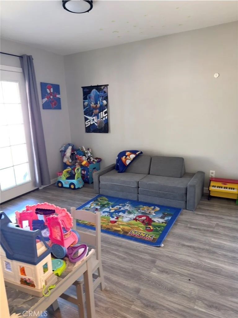 Photo of 915 Marlyce
