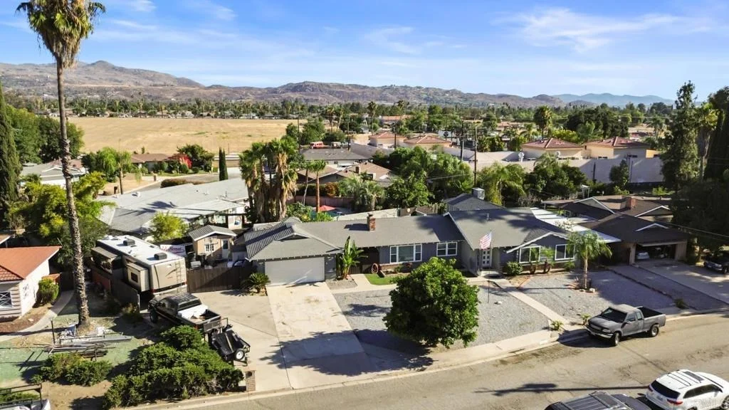 Photo of 2951 Mockingbird Lane