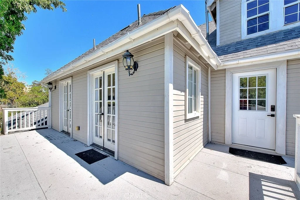 Photo of 750 Jericho