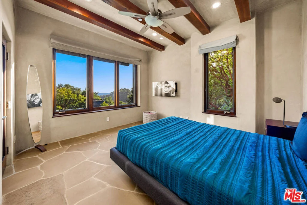 Photo of 892 Toro Canyon Road