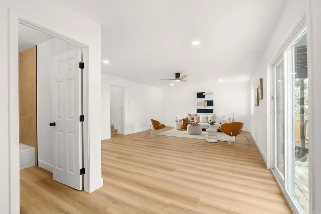 Photo of 552 Felicita Avenue