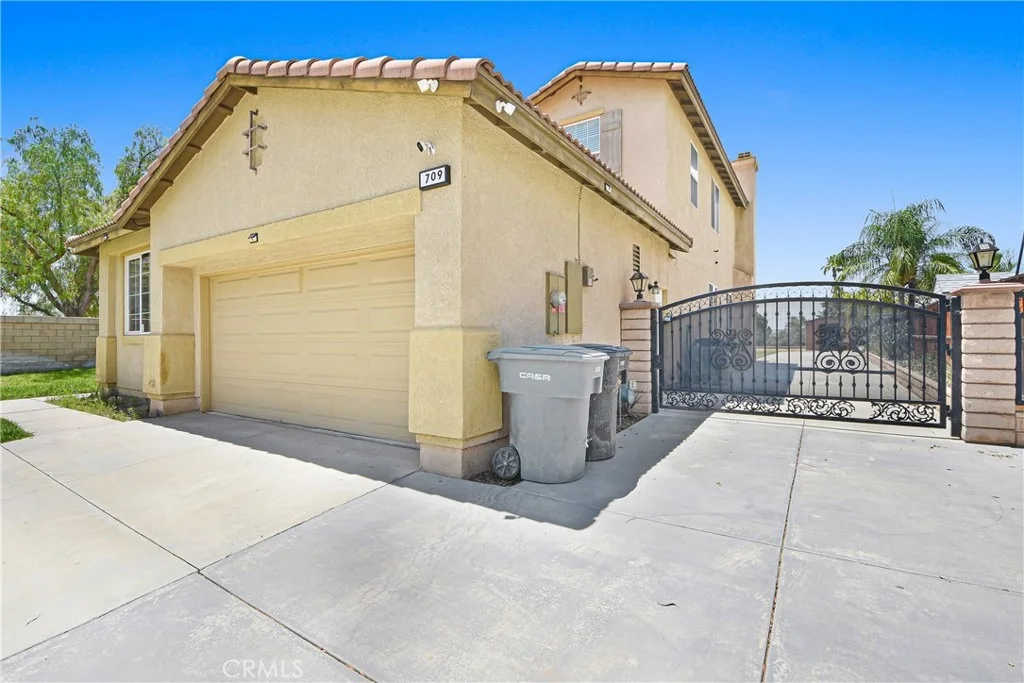 Photo of 709 E Agape Avenue