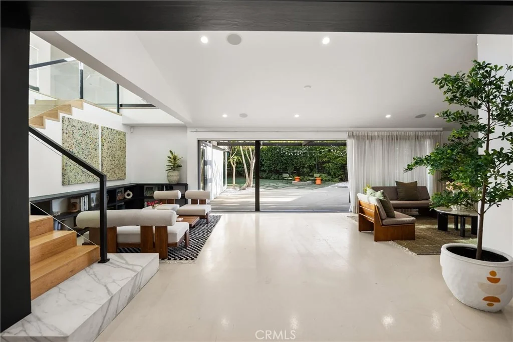 Photo of 341 Vista Baya