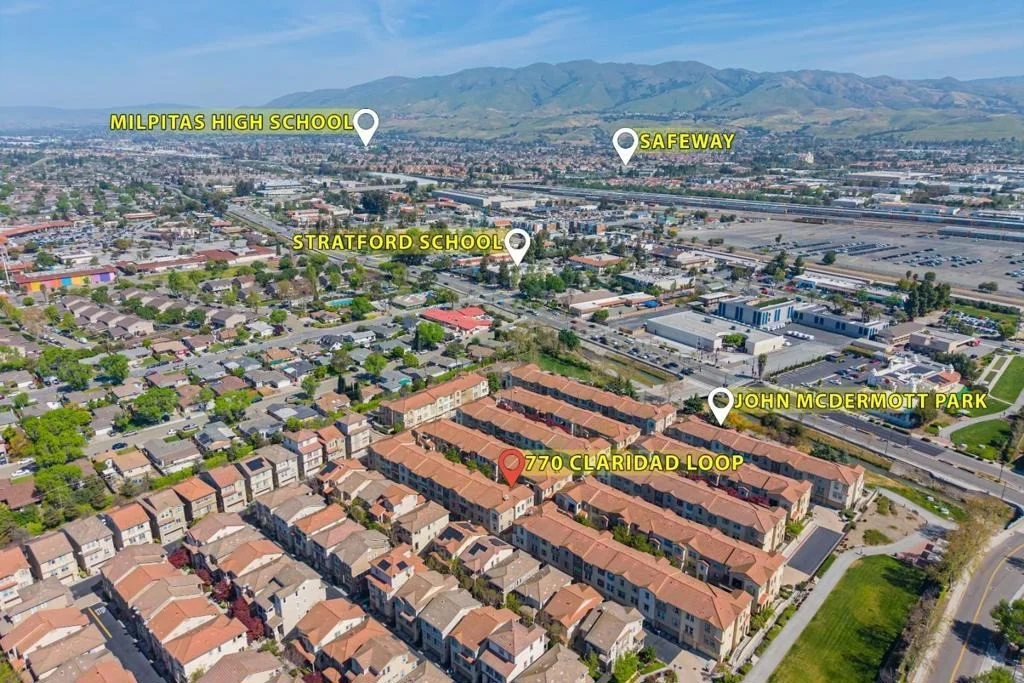 Photo of 770 Claridad Loop