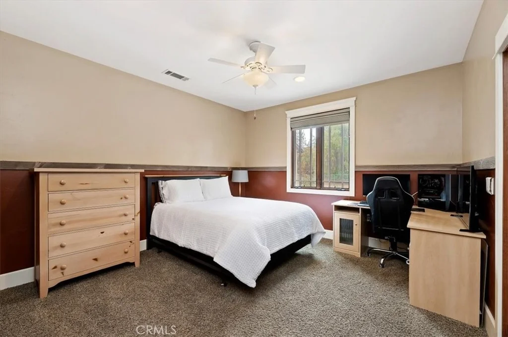 Photo of 16420 Rocky Glen Road