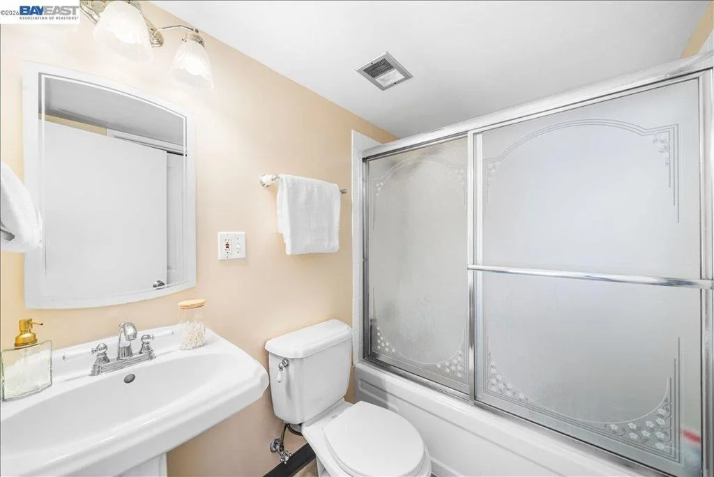 Photo of 675 Alameda Dr