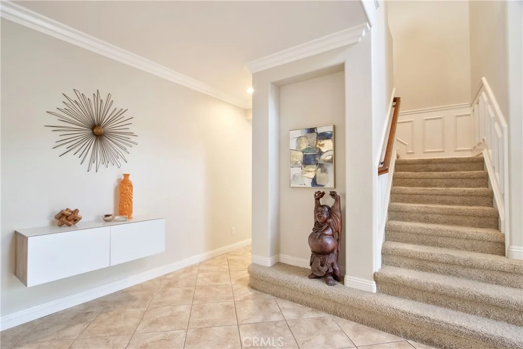 Photo of 33208 Rhine Ave.