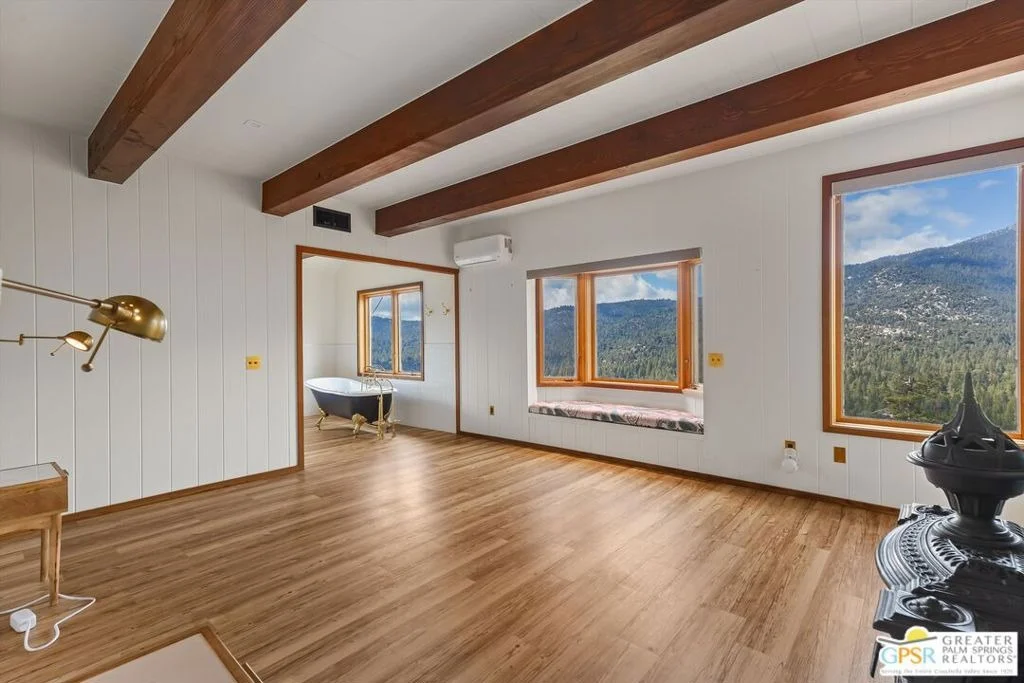 Photo of 54620 Crest Drive
