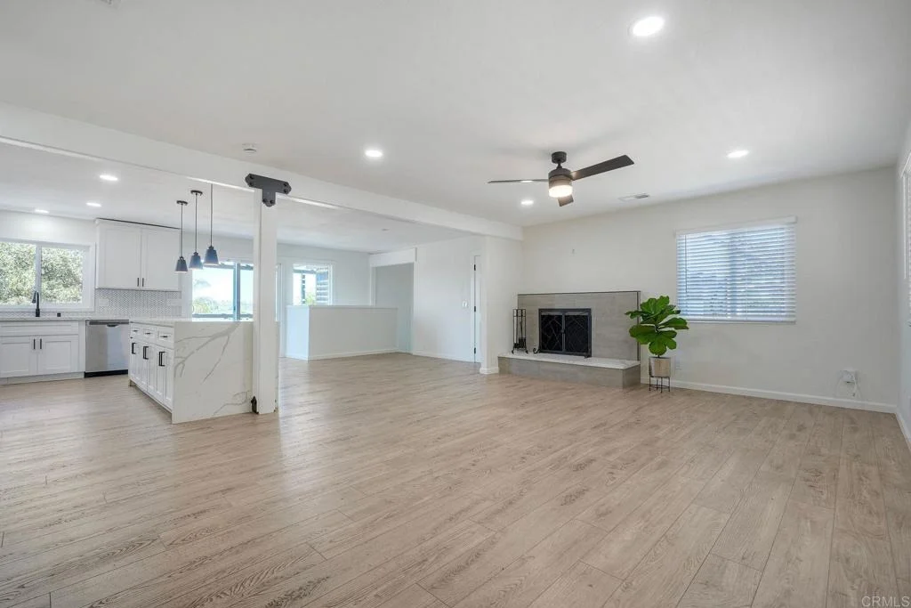 Photo of 2449 Primrose Ave