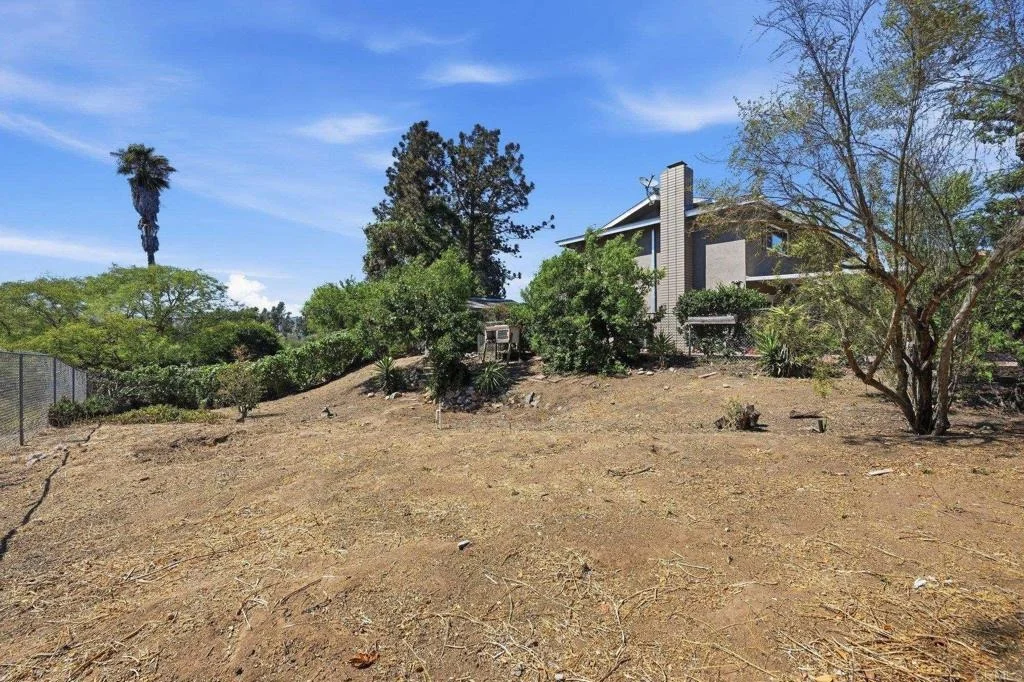 Photo of 5625 Lake Vista Drive