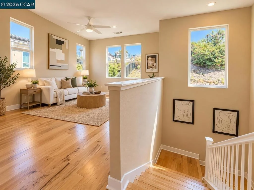 Photo of 1096 Gardenia Loop