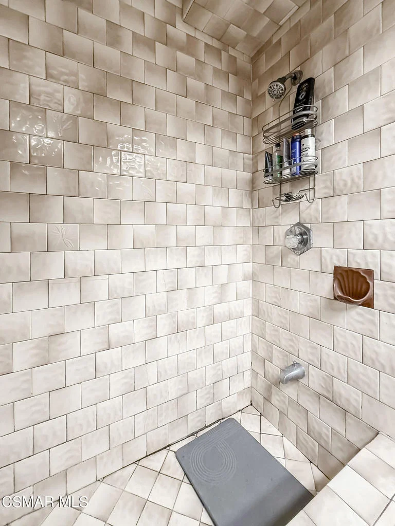 Photo of 1351 Rambling Road